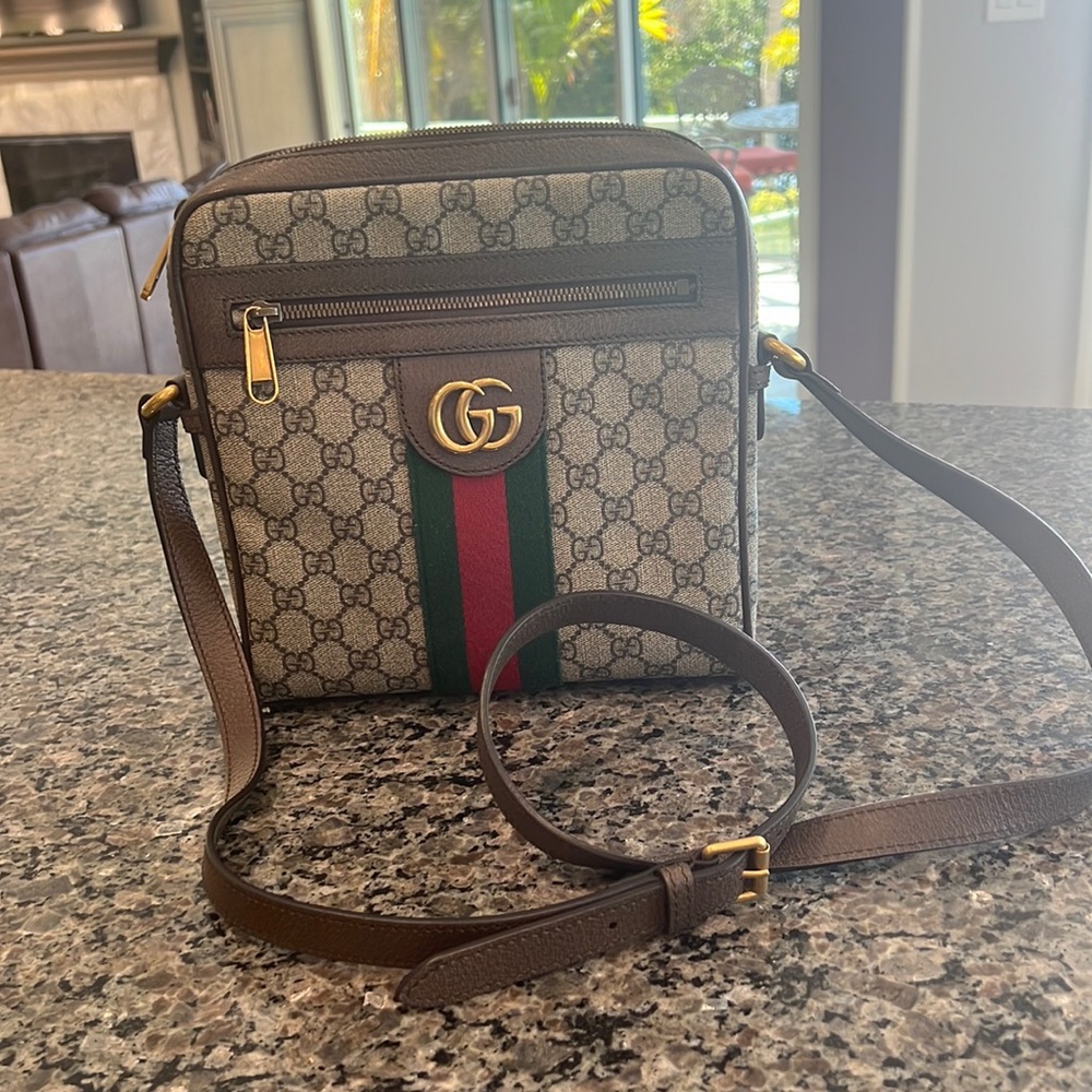 Gucci messenger crossbody unisex bag